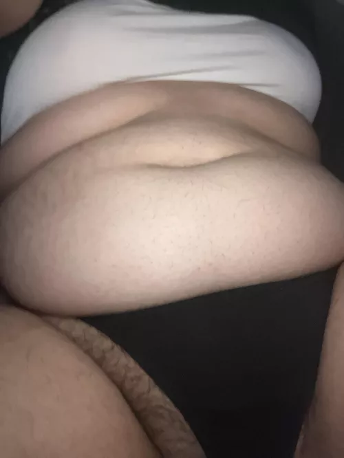 Mmm I’m such a greedy pig by taramaine