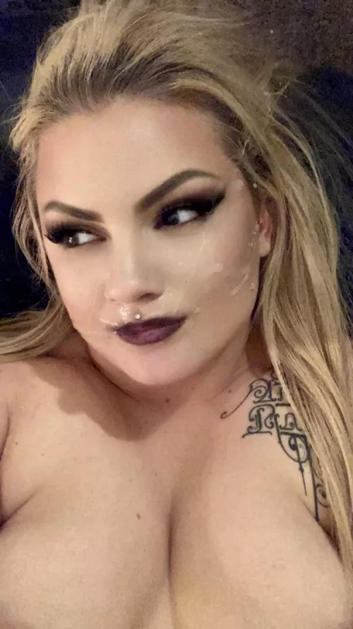 My first post here… 😏 by Belflock