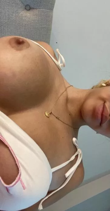 My insecurities all started because of my breasts... posted by YawninglyTaut