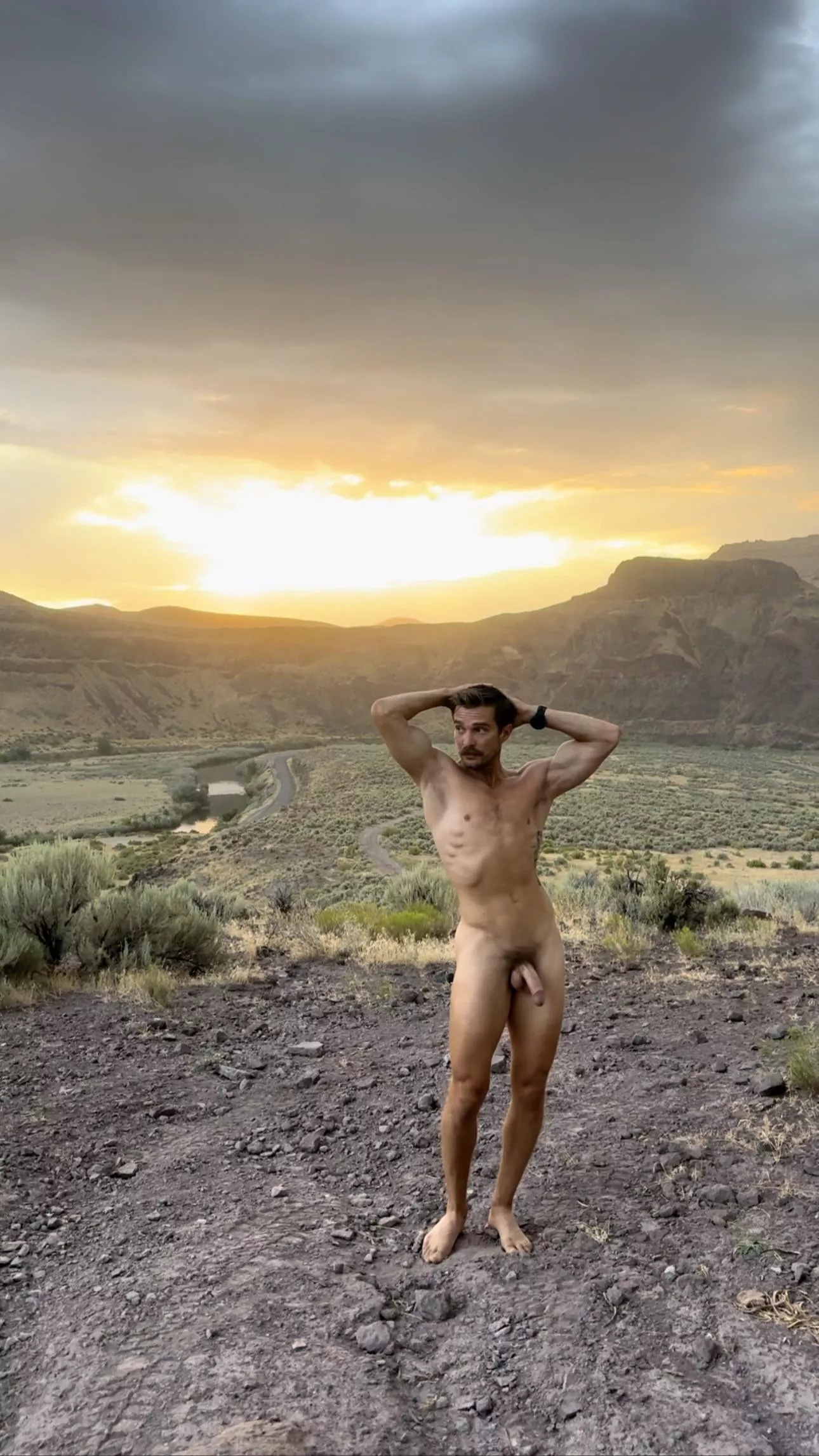 Owyhee sunset posted by freeintheforest86