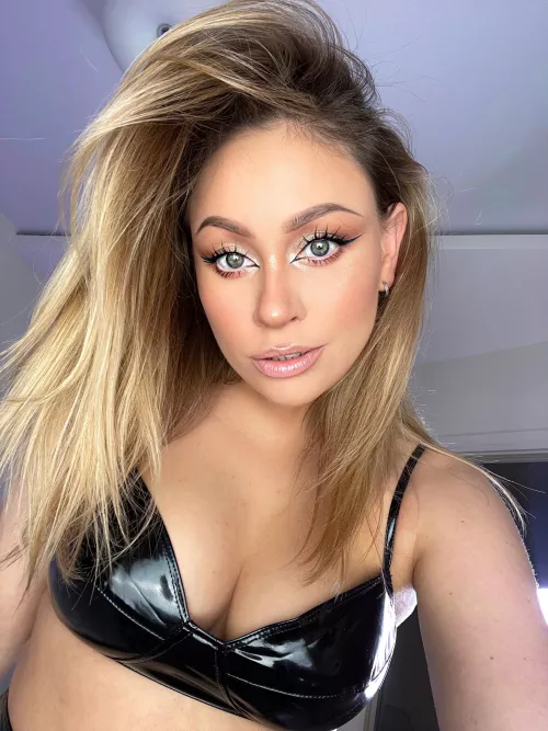 Should I take him off by Julia_zuzu