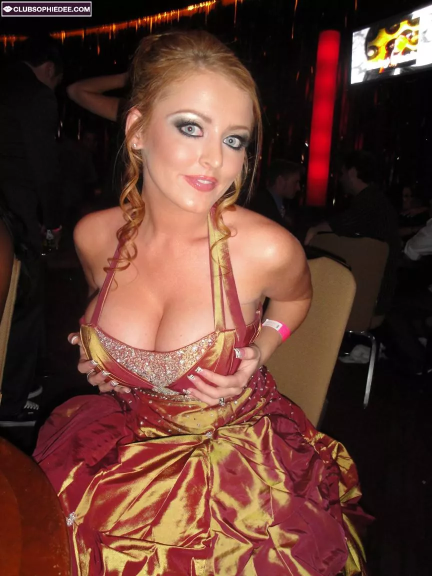 Sophie Dee posted by BitsnBoobs