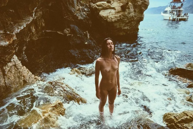 Swimming ashore by Gthang21220