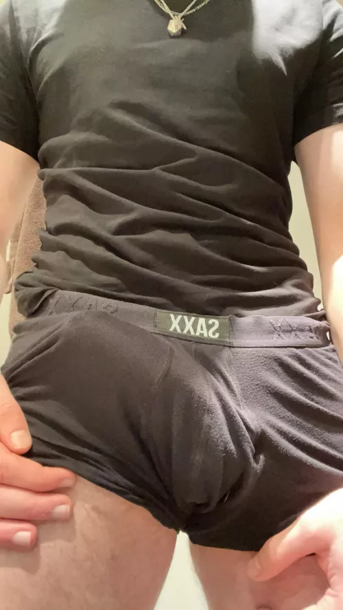 Taking applications for throats to use by Iqqz