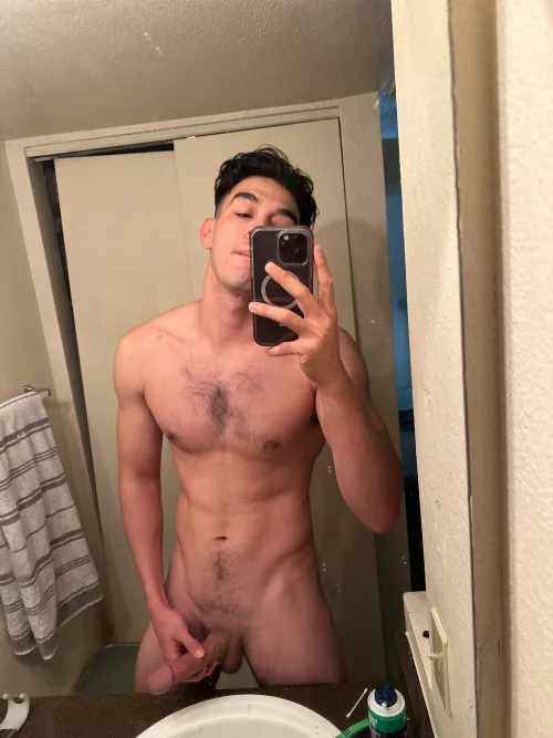 Tryna get ready but.. by Dgoofy