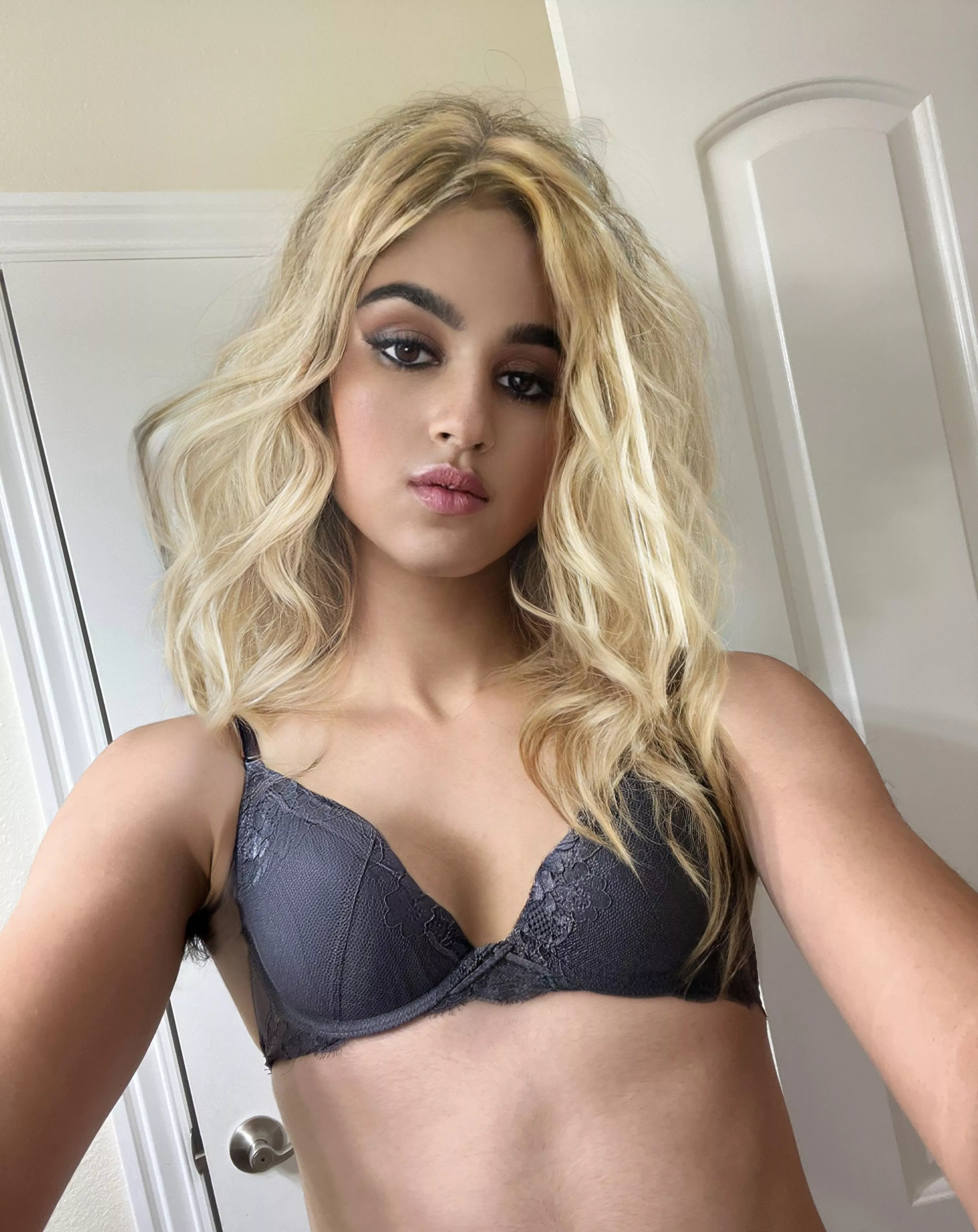 Who taking me to pound town? posted by Sissypoundtown