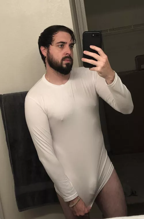 [34]Just out the shower by PretendEconomics3367