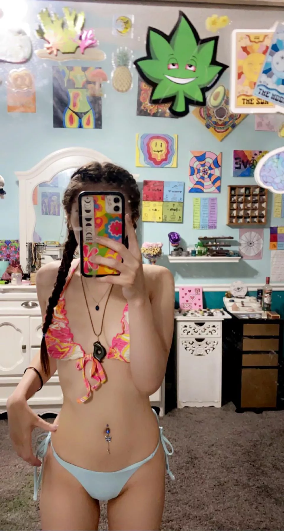 bikini mirror pic posted by newofgirl-888palma