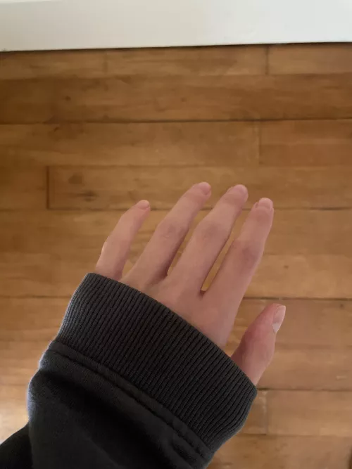 Do people like thin femboys? by ilikecats4441