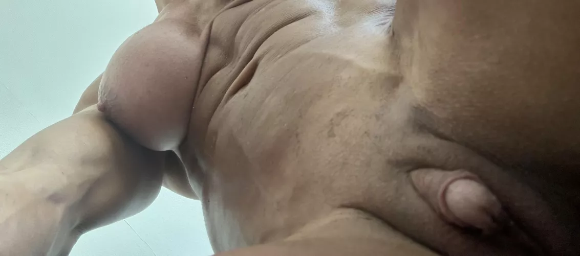 Drink me by Goddessmuscle