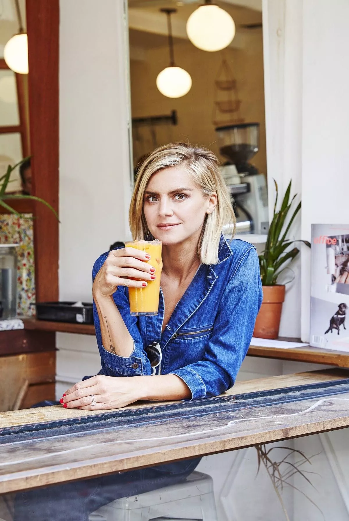 Eliza Coupe posted by wakkaffx2