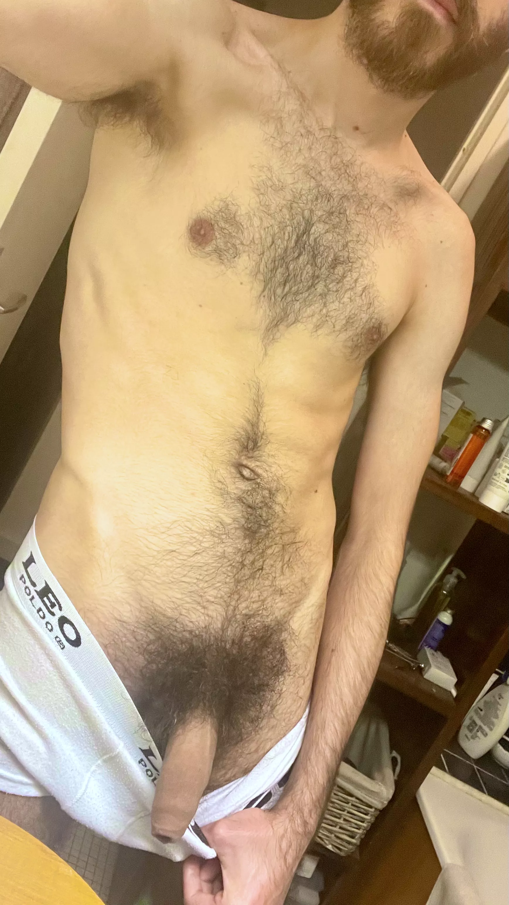 Full bush, no manscapping ever posted by EverlastingEdgar