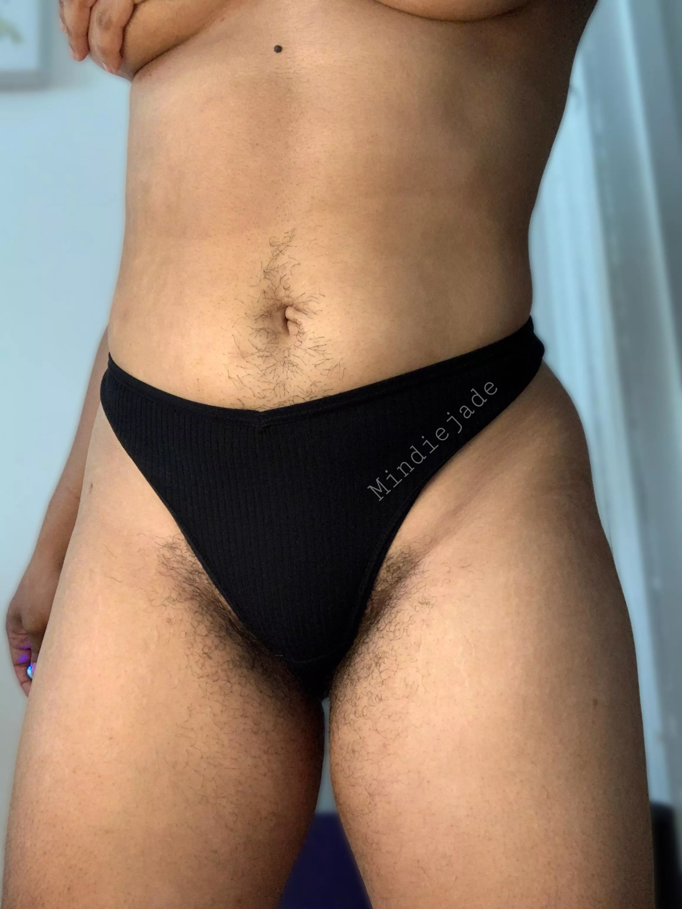 Give me a lick posted by MindieJade