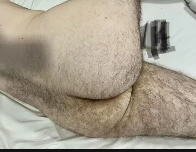 Hairy or shaved ass ? by giveupcontrolofholes