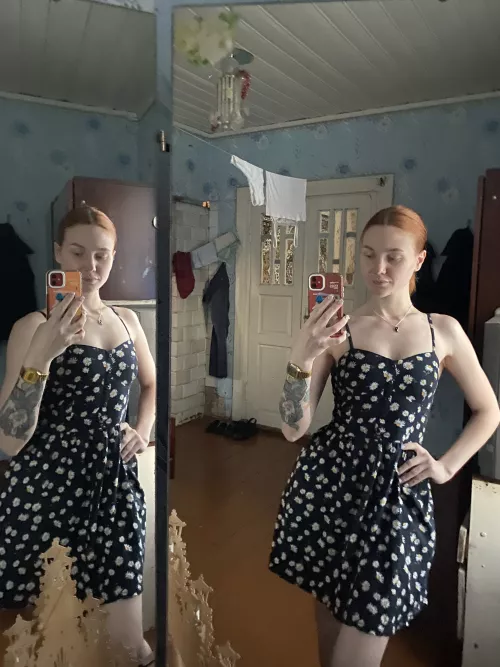 Hello! by charlottegrab