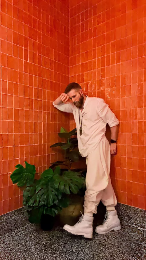 I haven’t taken a photo of myself in a while. Feels good to feel good when you’re feeling bad. by thefirstlogan