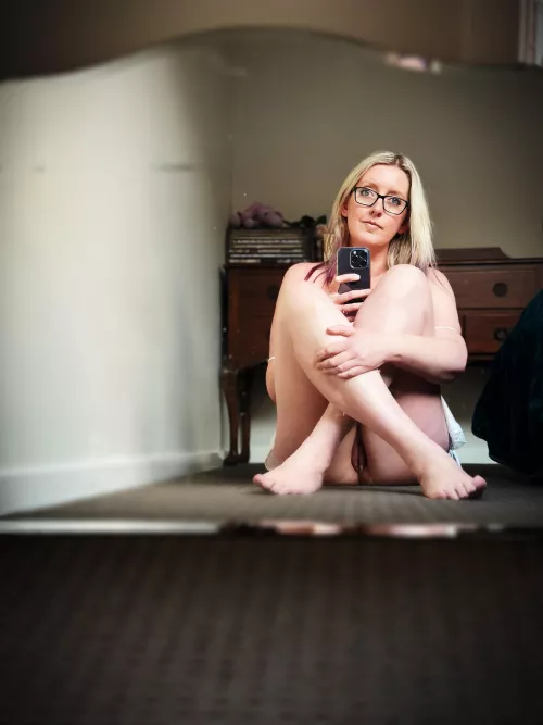 I like being watched, would you watch me play? (F) by OptiMysticX