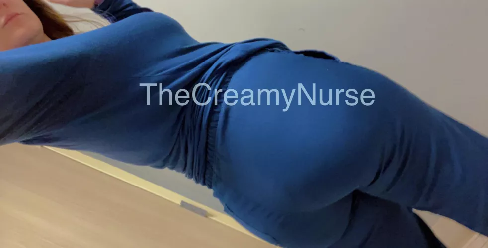 I love catching patients staring at my ass 😍 creamy nurse milf by TheCreamyNurse