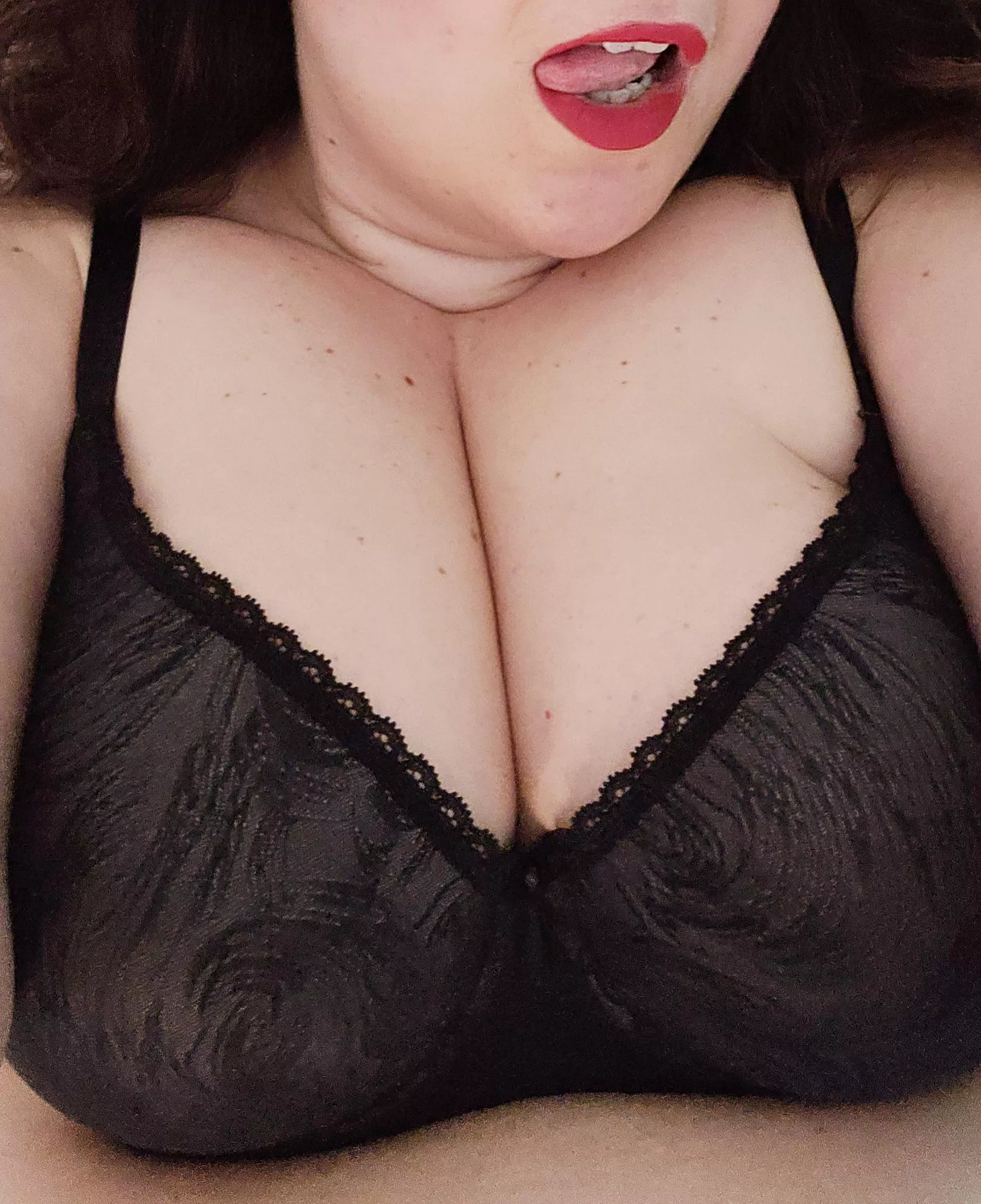 I want to send you a nude. DM posted by ssakkuraa