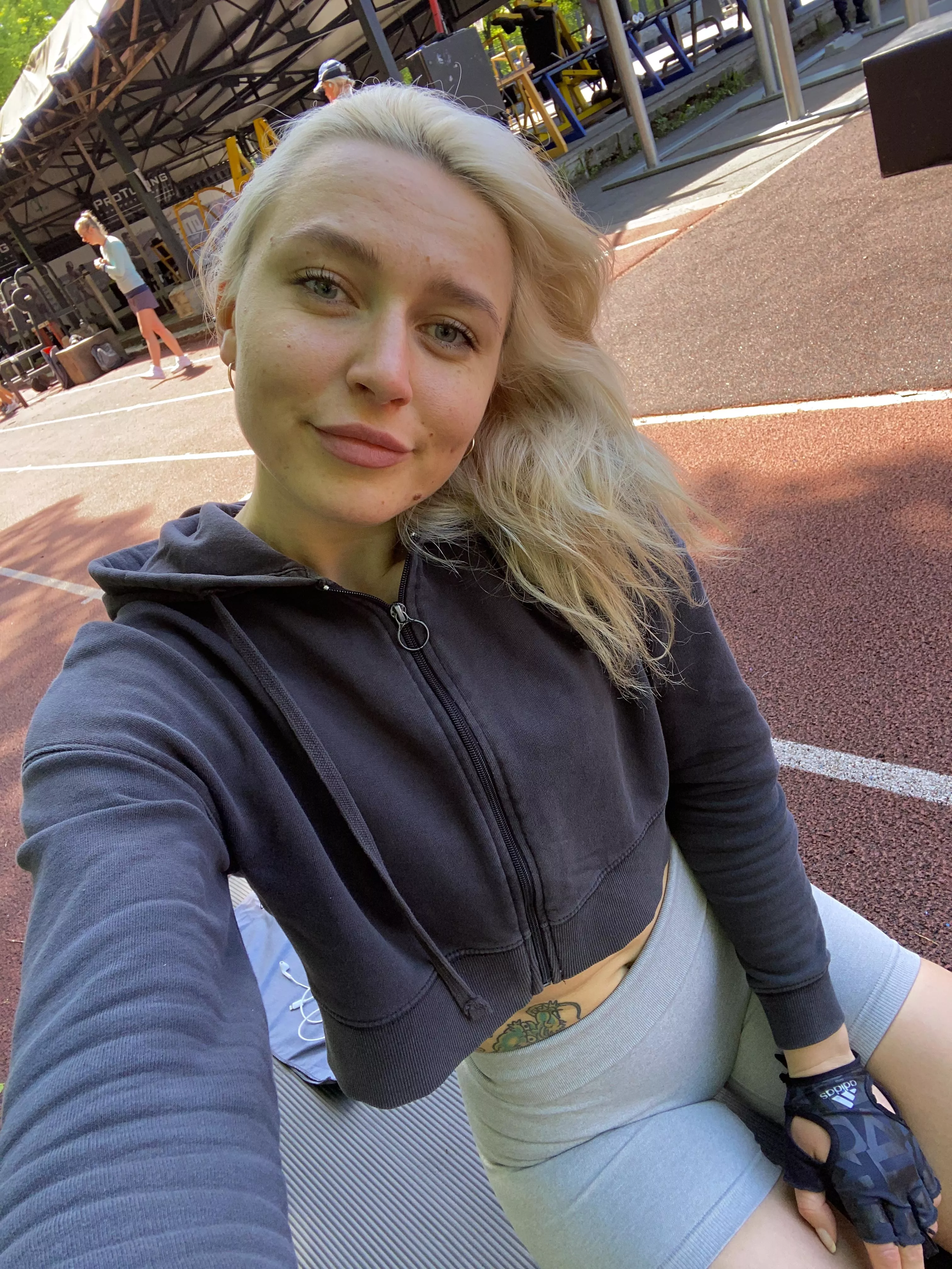 IUTR Sporty 🌟 posted by RelationshipFun6760