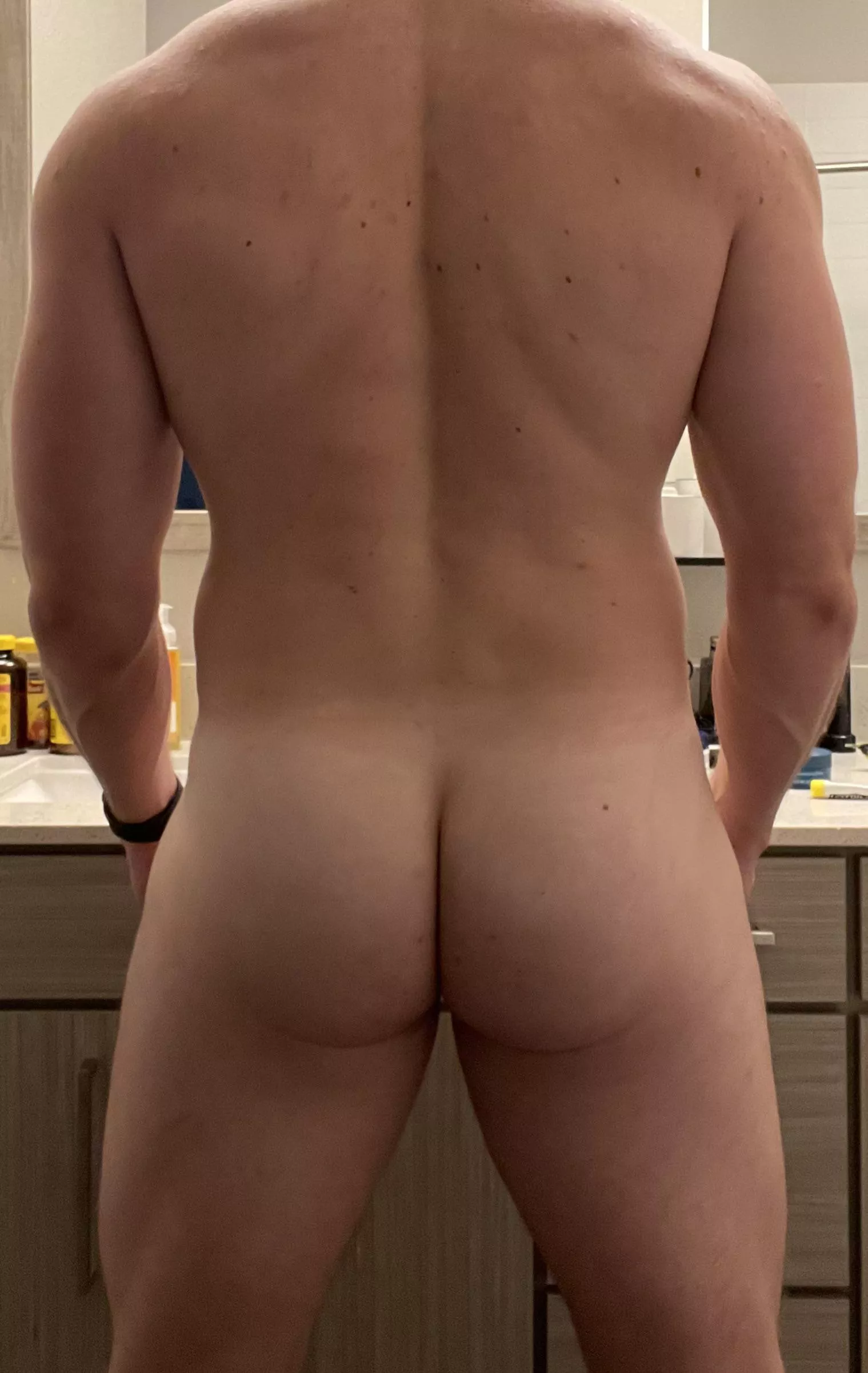 Jock muscle butt posted by Guzzle94