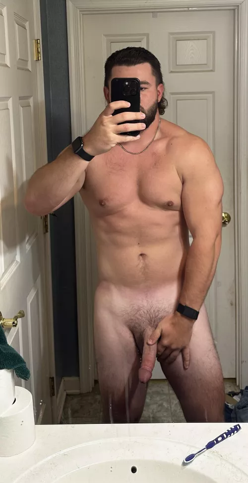 Just another boring Sunday who wants to keep me company? by Mdmcaa