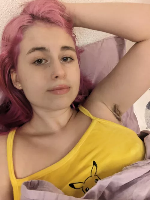 Kind of tired lately, please be nice 💕 by Emirialovesu