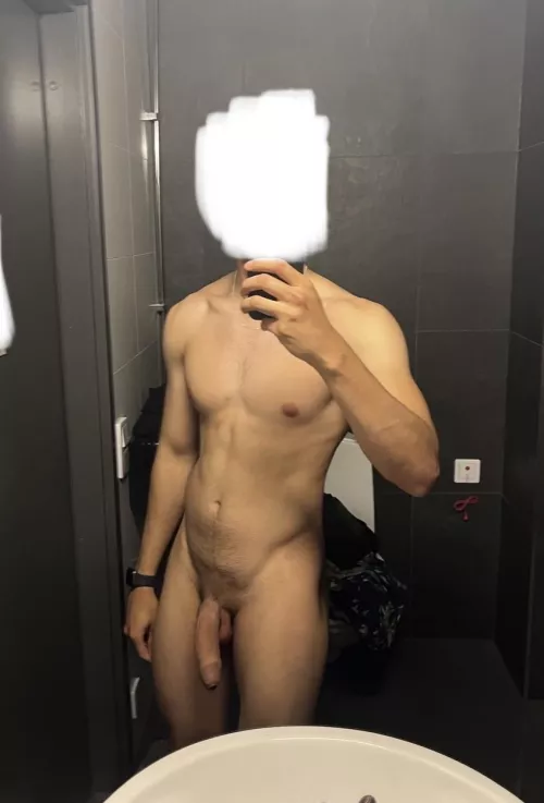 (m) what do you guys think! by Parking_End_7051