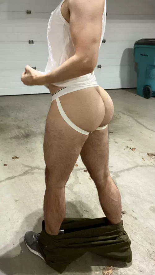 ready to work in the yard by sgmz5643