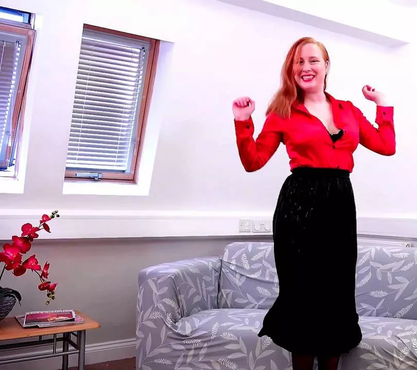 Satine Spark dances... posted by SpunkySpunkyAssGuy