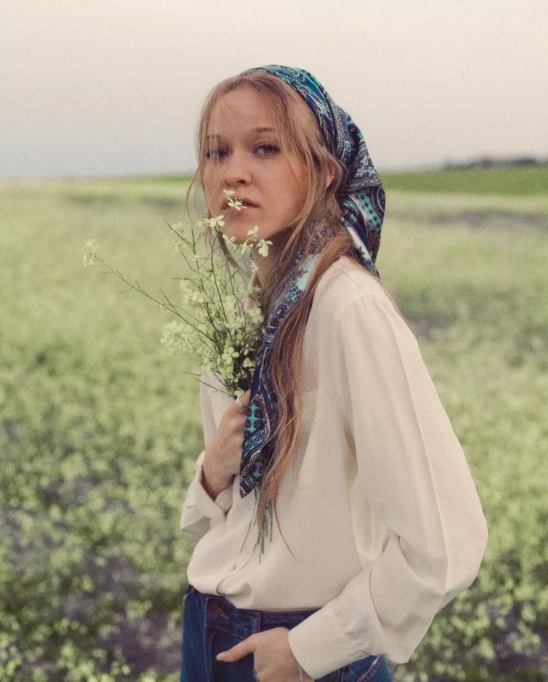 Spanish girl posted by cliptemnestra