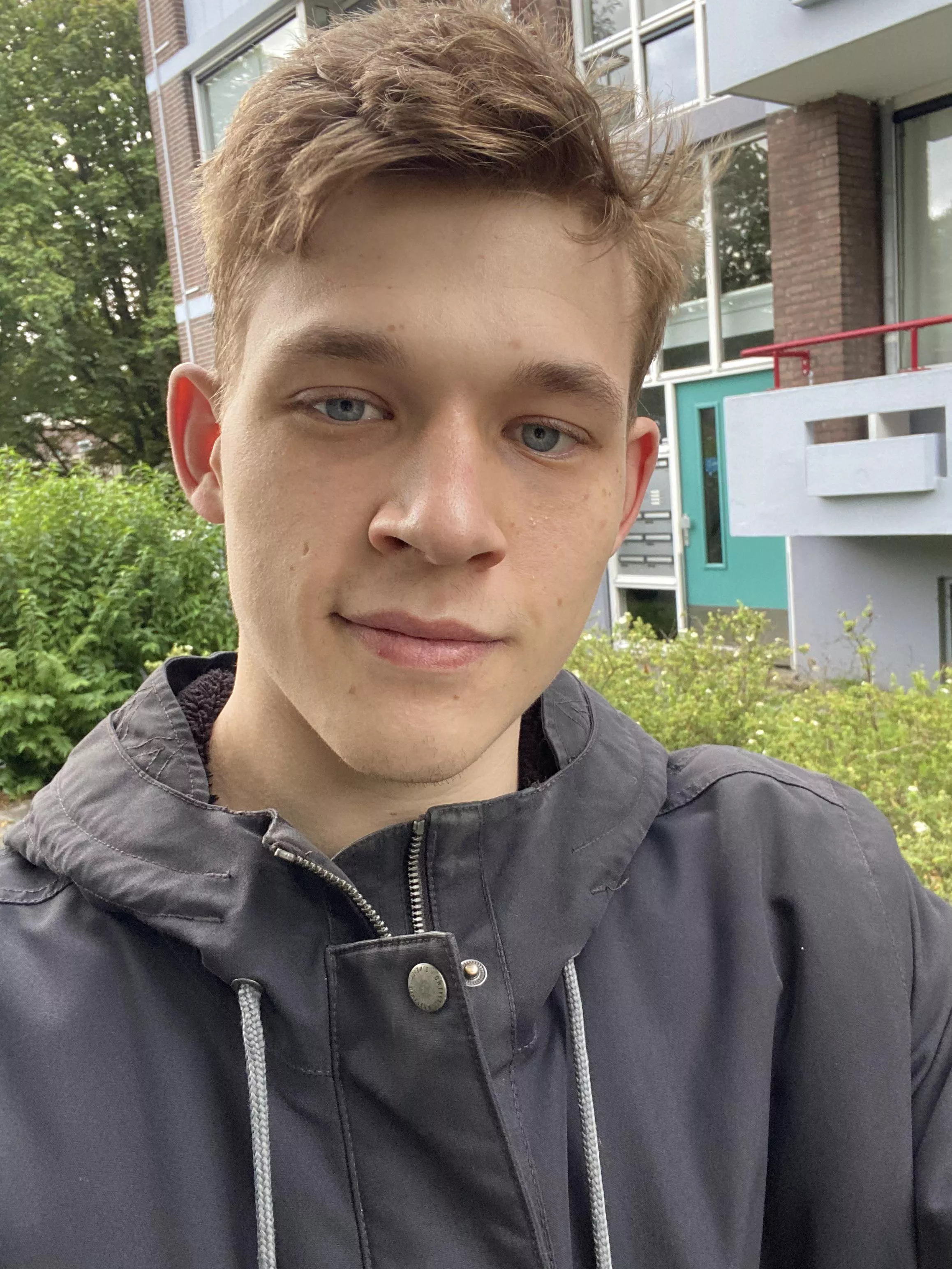 TRADE DEAL: You Receive (a smiling lad) - I Receive (one uppity arrow mayhaps) posted by Commander-Cunt