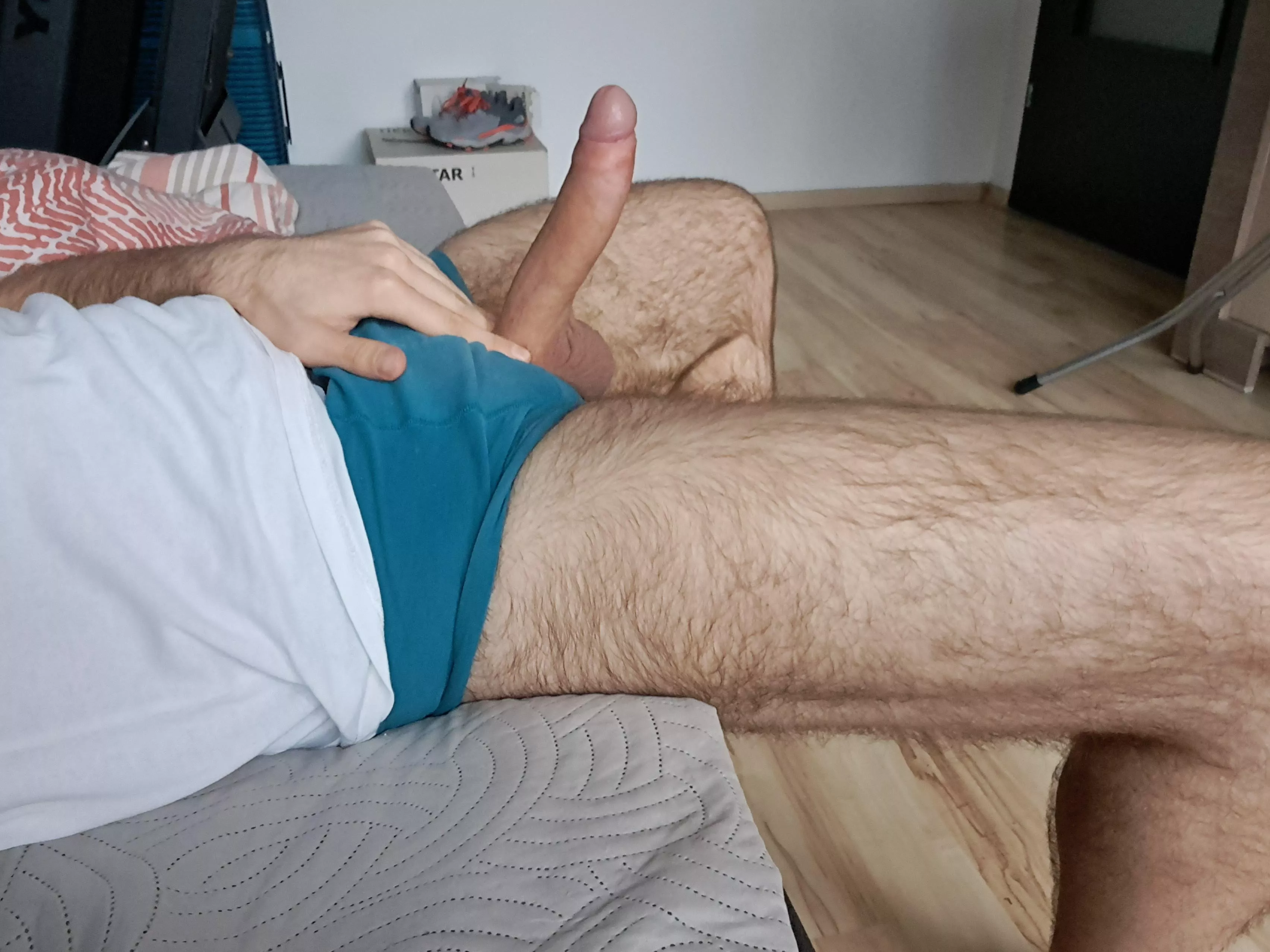 Upvote if this cock is bigger than yours 😳 posted by PerspectiveOver7043