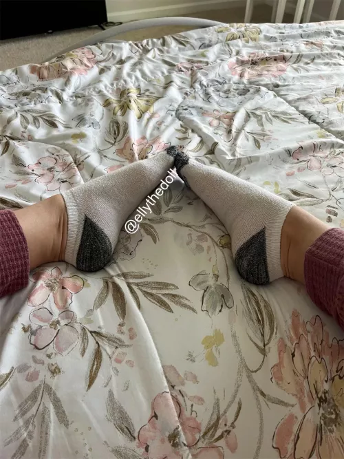 Wanna sniff my socks? 🤍🤍 by ellythedoll