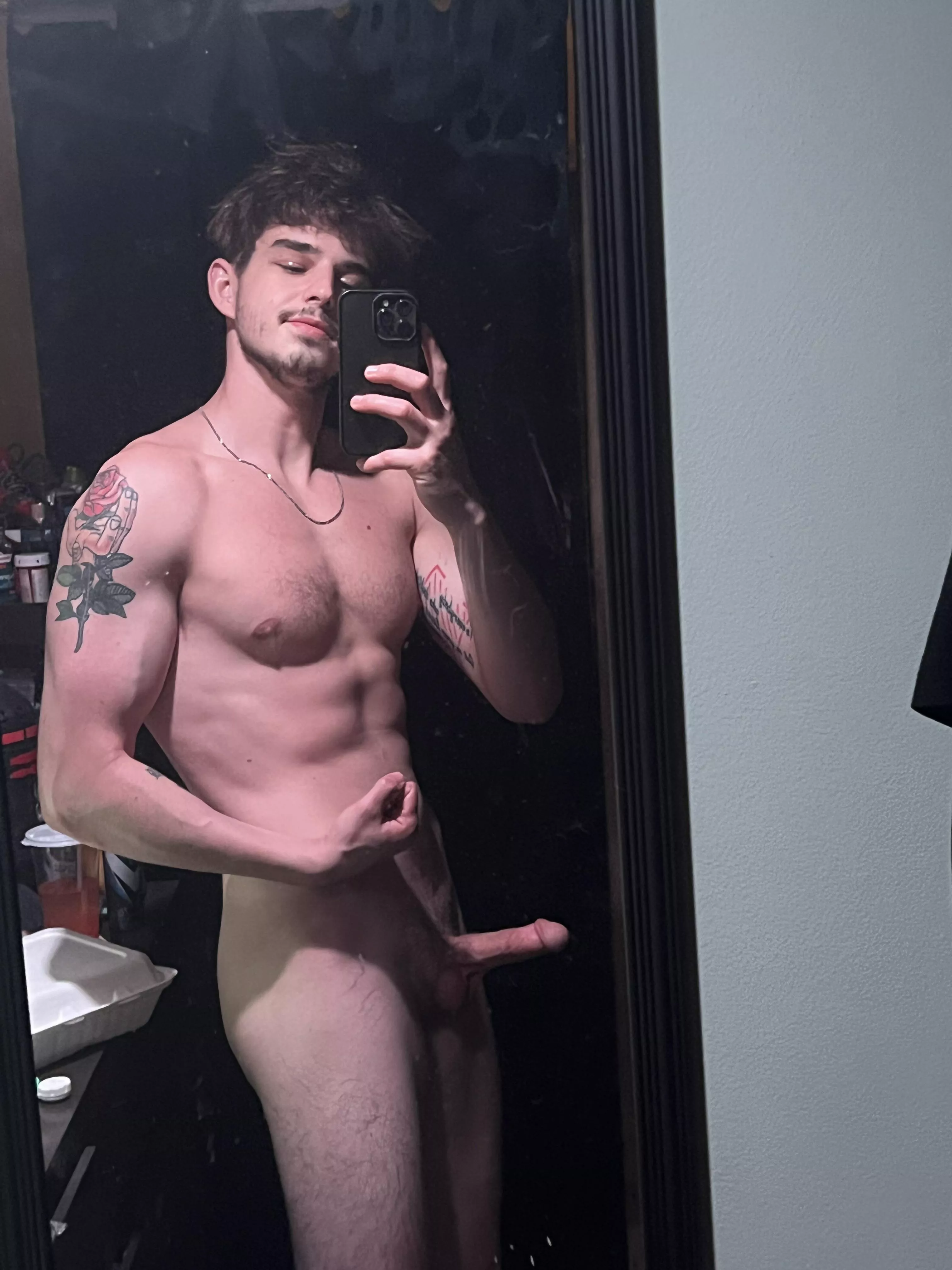 You like gym bros? posted by goonboi1569