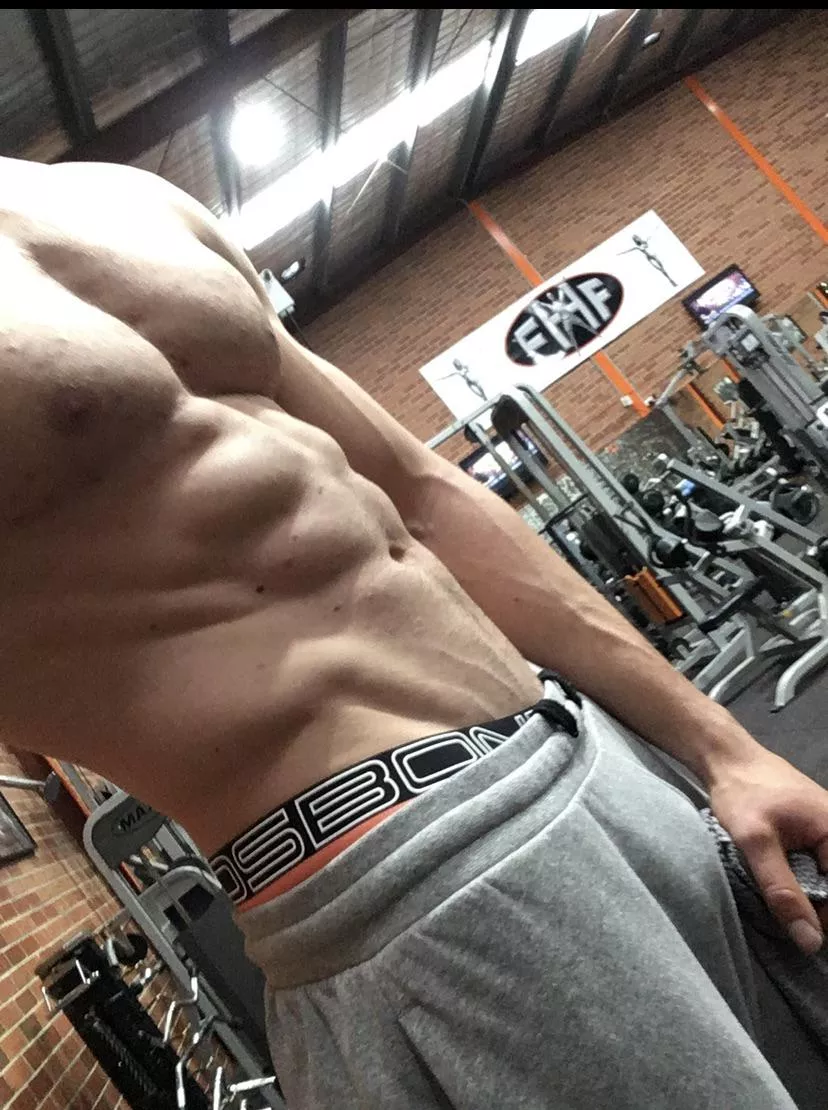 Follow the V… posted by meeklySlither93