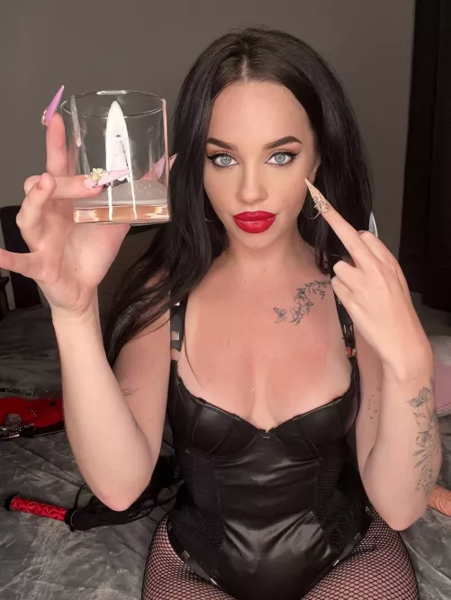 Have you ever had a dominant girlfriend? by BeautifulBella09