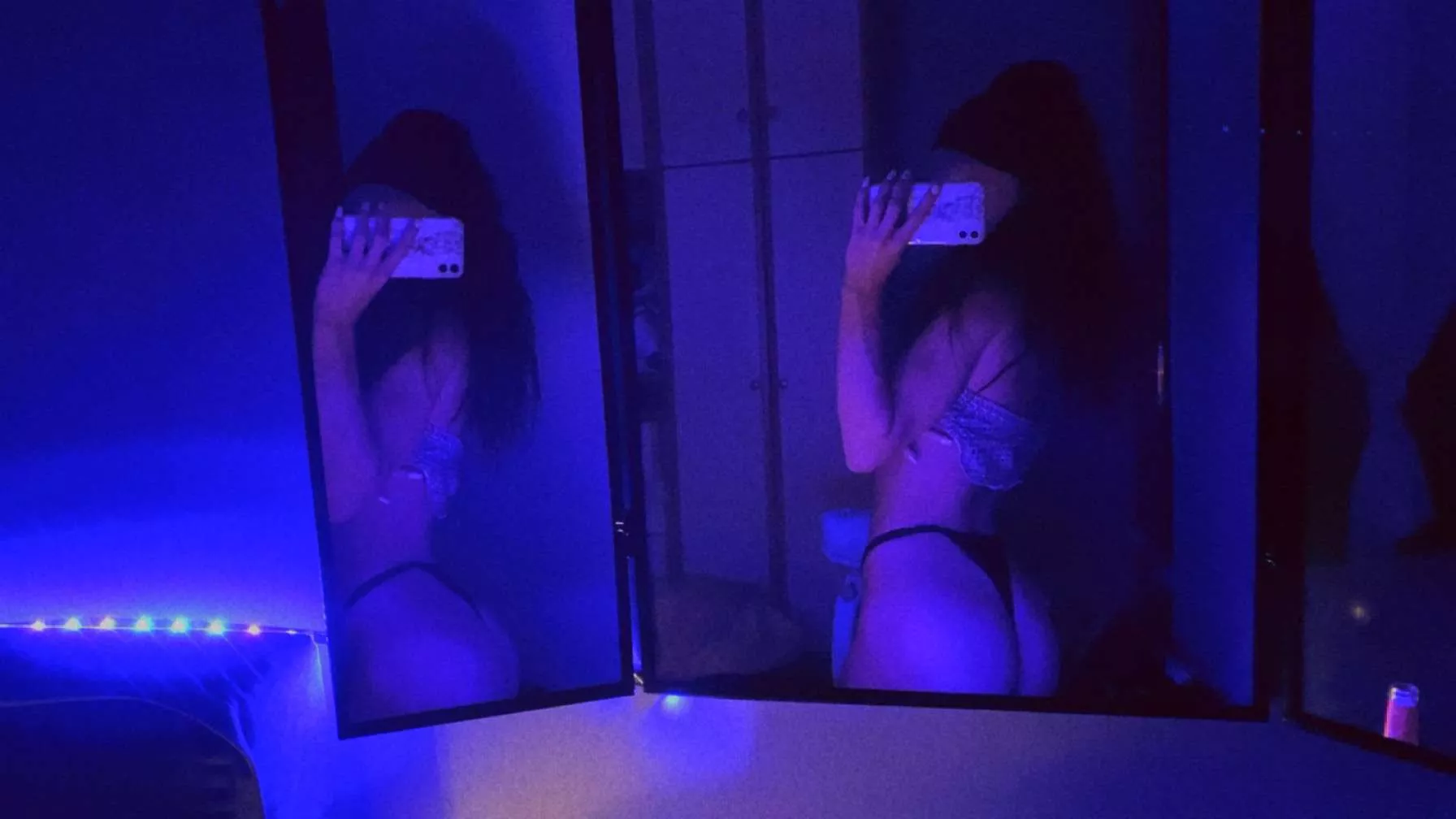 I should remove all my clothes 👄 Too many mirrors to be seen💜 posted by Diala711