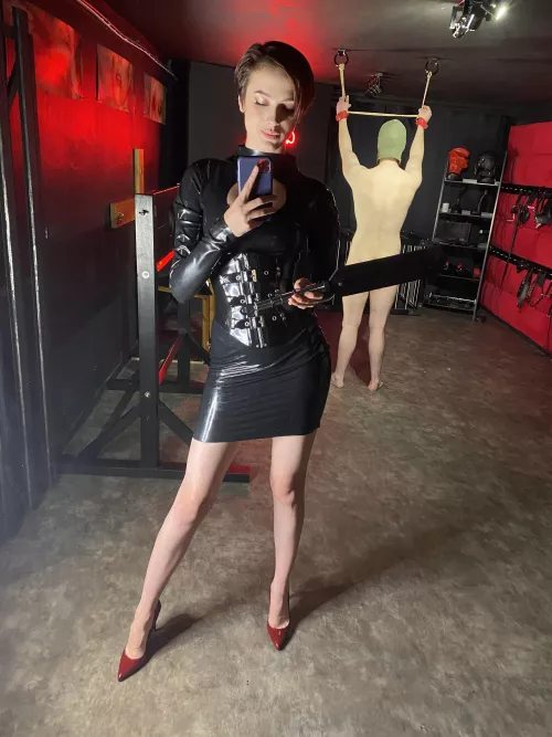 I'll just take another birthday selfie and I can give this beta male slut exactly what he deserves. [OC] by Lady_Perse