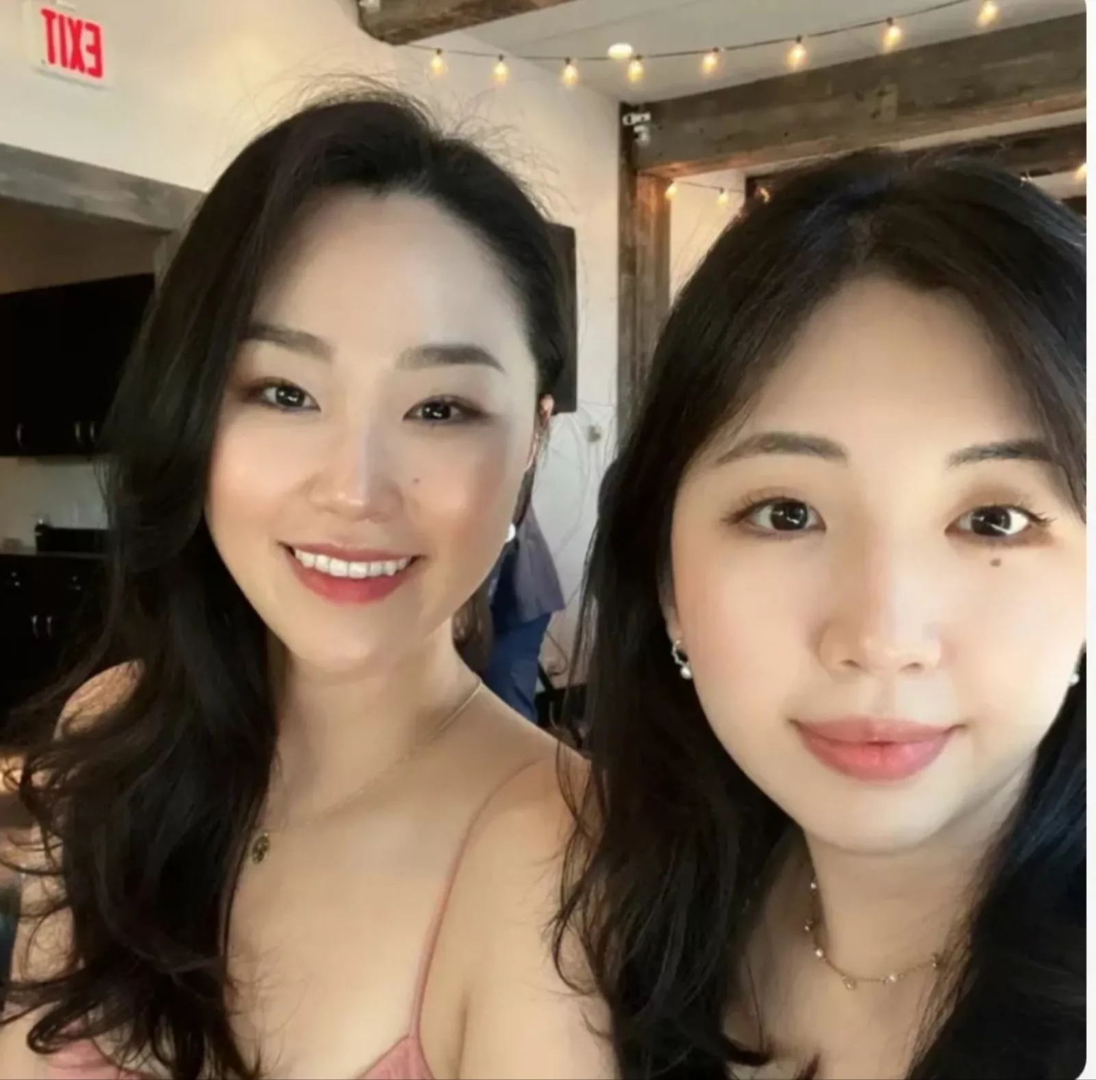 Left or right? posted by cloudtropicalfruit