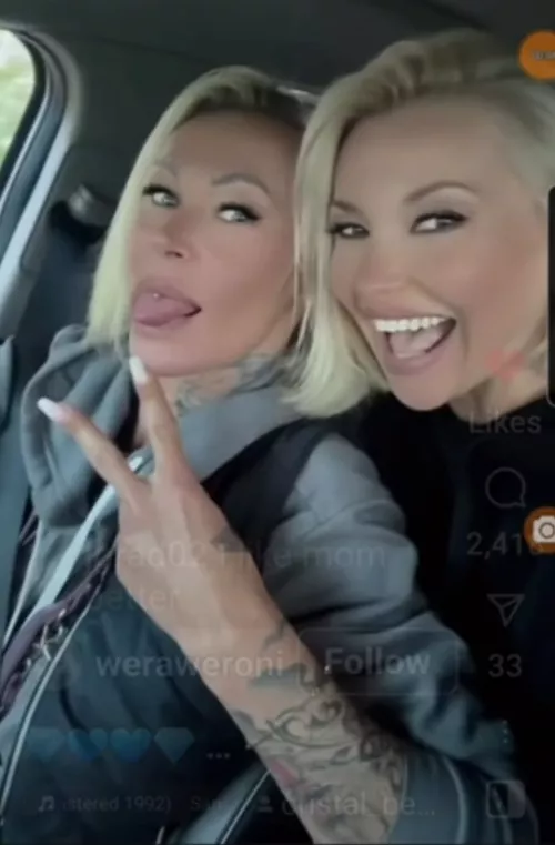 Lesbian lovers 💓 by shar303