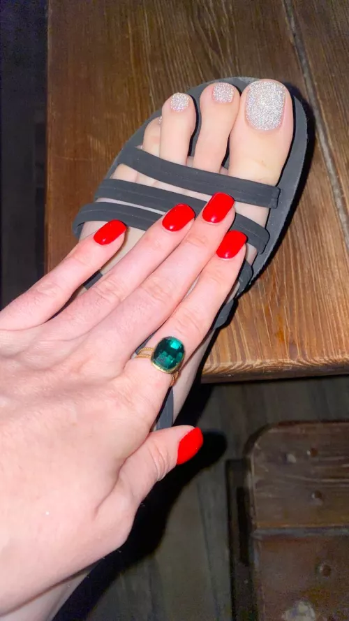 my hands and nails are always gorgeous by Kate-www