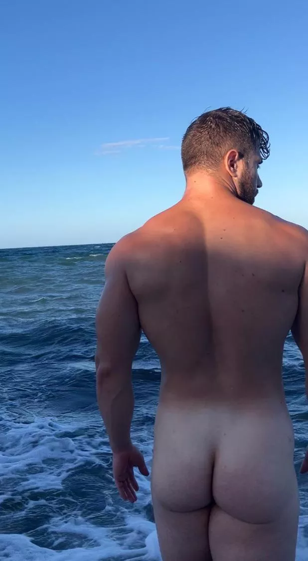 Ready for a naked swim posted by yoursitalianchrus