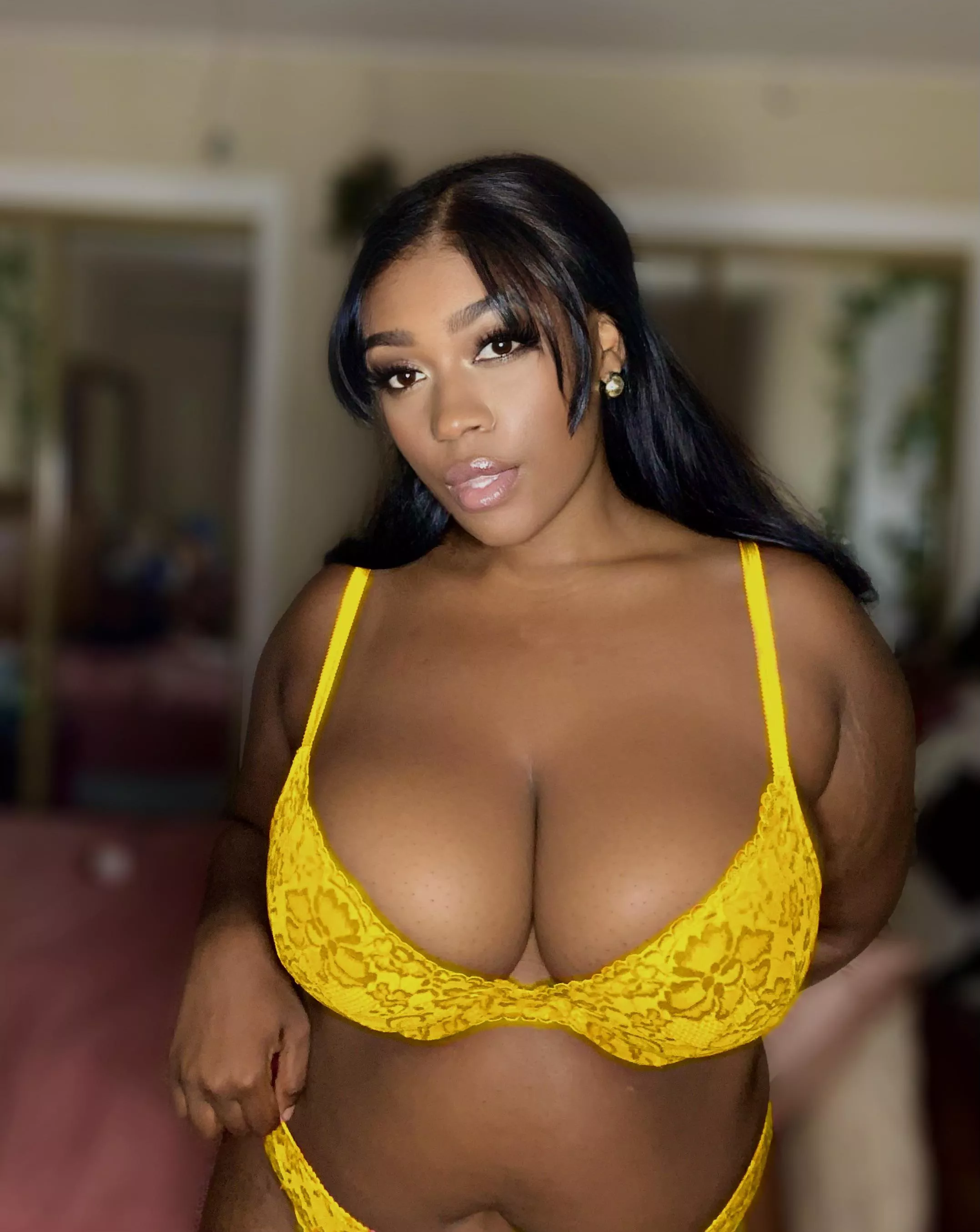 sunny lingerie for a sunny Sunday posted by kennedydavisof