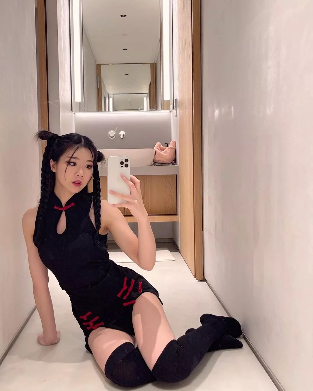 tight dress... posted by AsianGal1