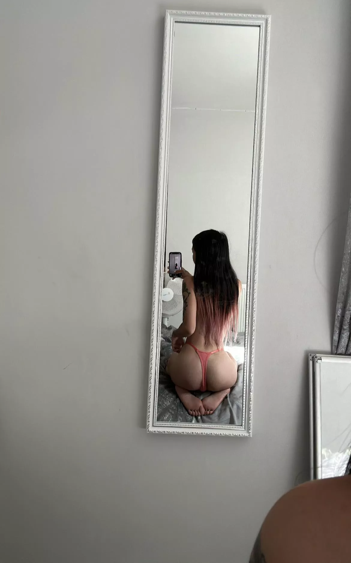 Tiny toy posted by buttslutt10