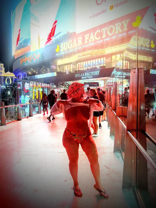 Vegas baby(F) by Mrs_HoneyCum