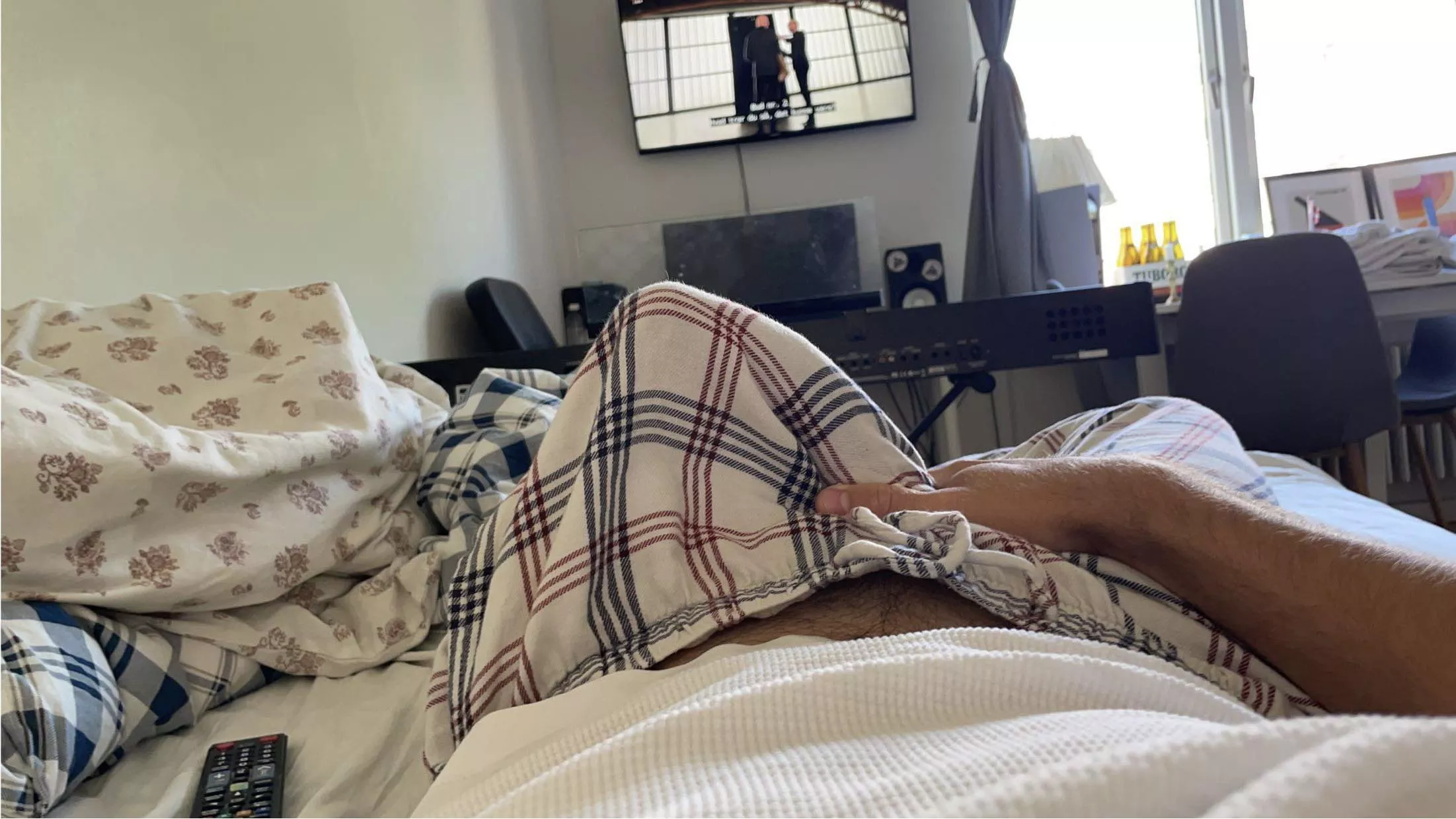 Waking up is awesome these days posted by heltveak