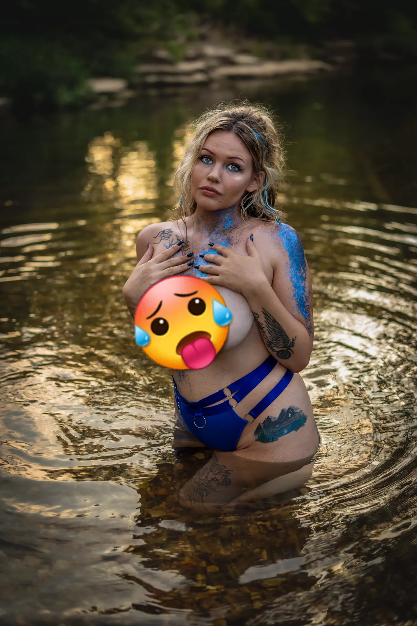 Wanna see the full set?! 🥵 posted by brattyblondeblunts