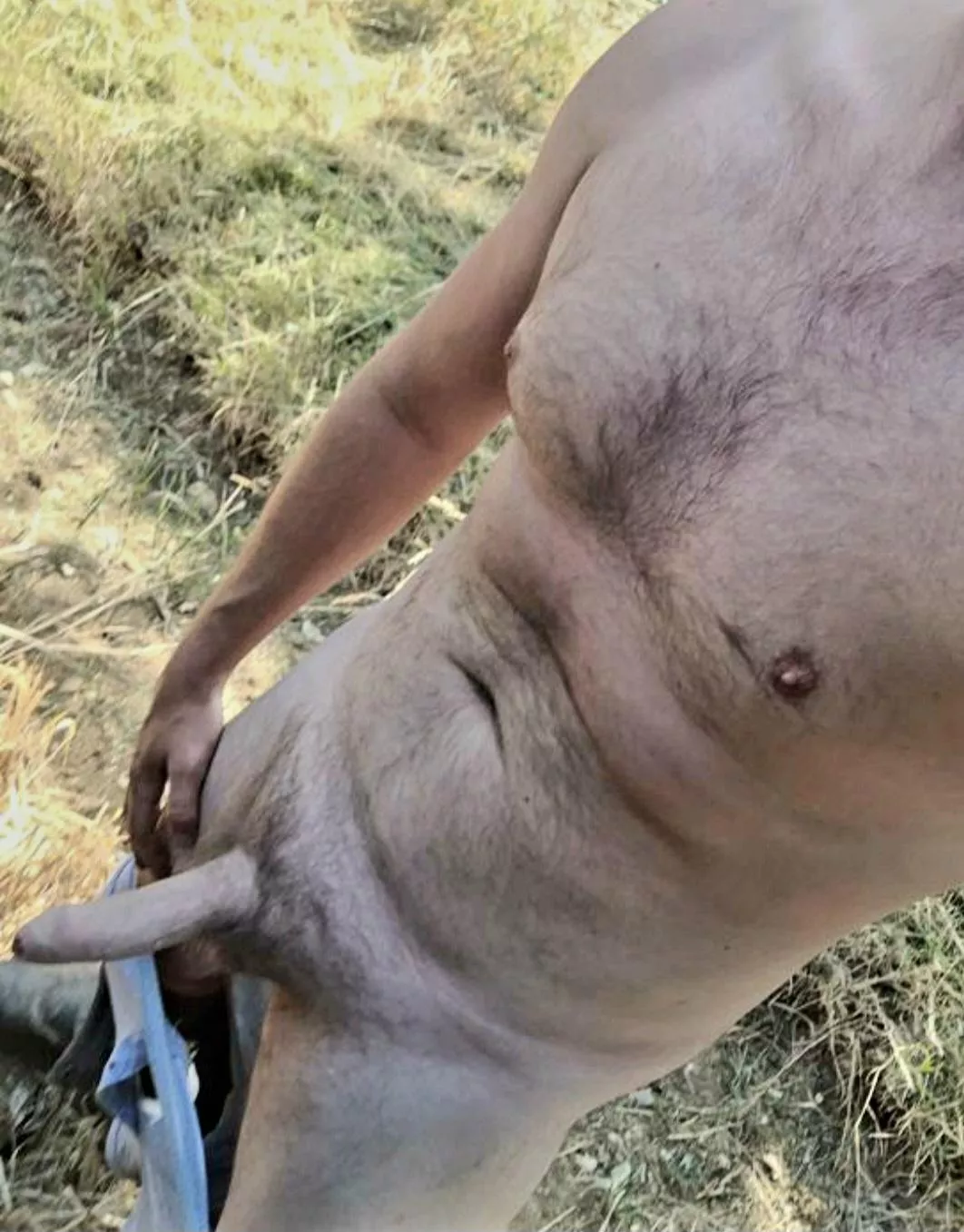 Who likes farm boys 😉? posted by YourPelvisHere